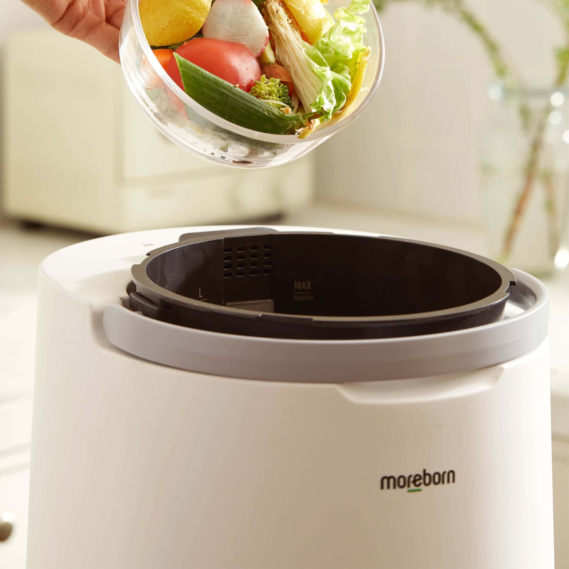 Easy-Pour Food Scraps｜FDA Approved｜Spill-Free Design